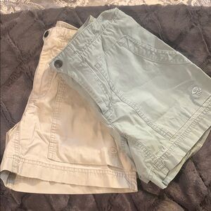Bundle of Mountain Hardwear Casual Shorts 4
